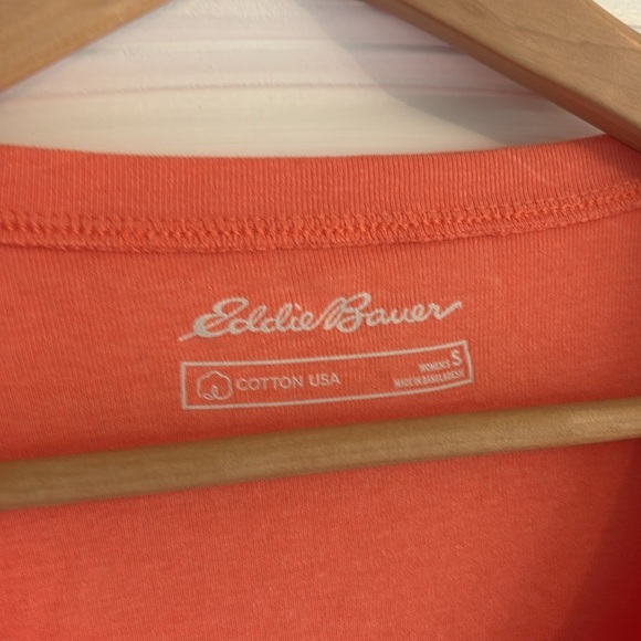 NWT Women's Eddie Bauer Favorite Short Sleeve, V-Neck dusty coral t-shirt, SMALL - Picture 4 of 6
